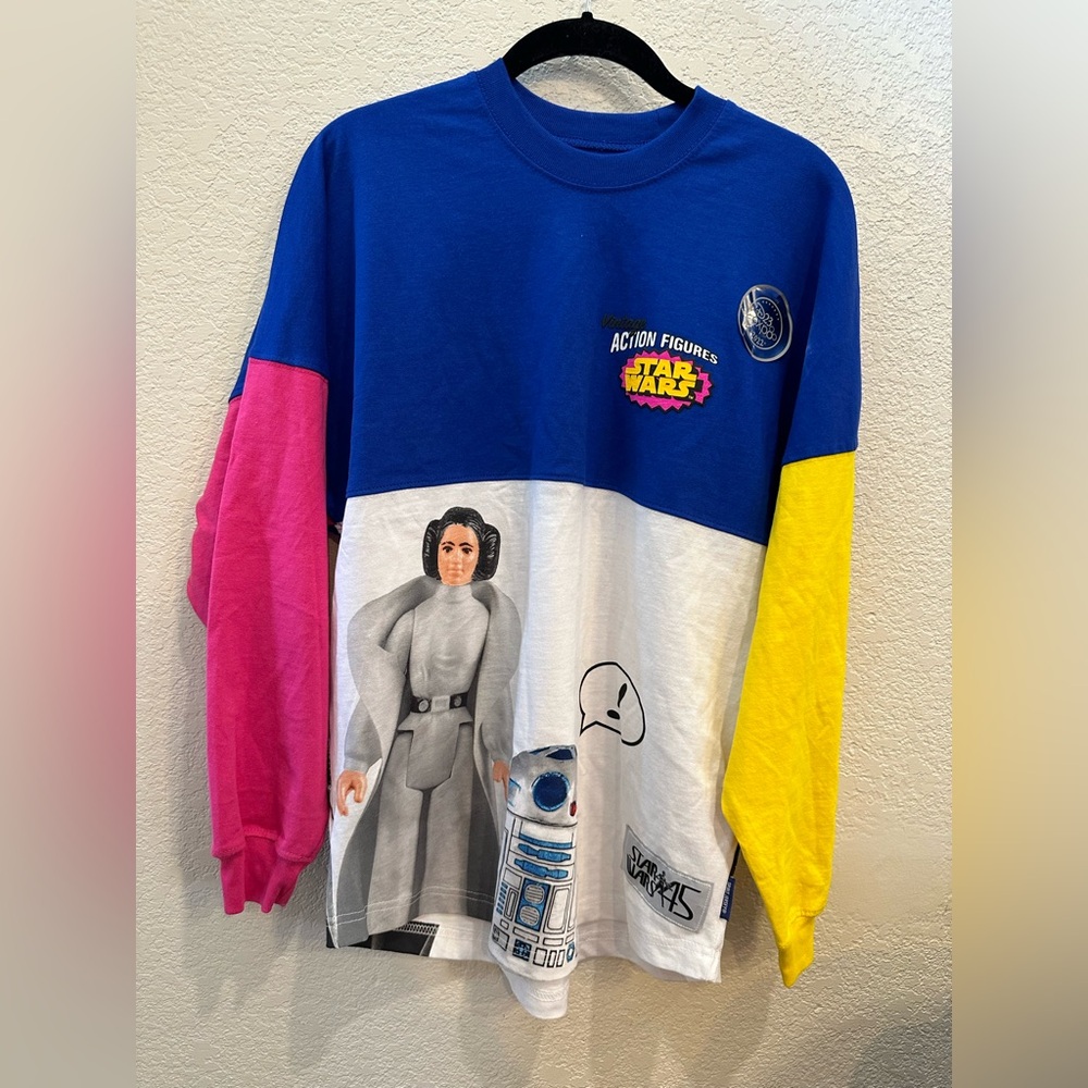 New Starwars Disney spirit Jersey
action figures, D23 expo 2022